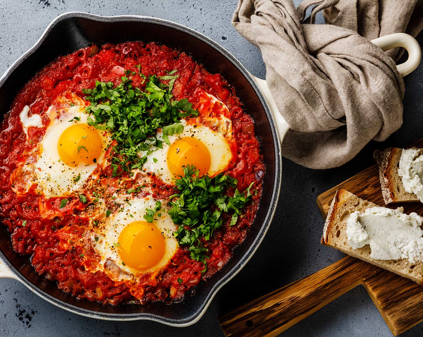 Quick & Easy Shakshuka Recipe: Ideal Anytime Meal
