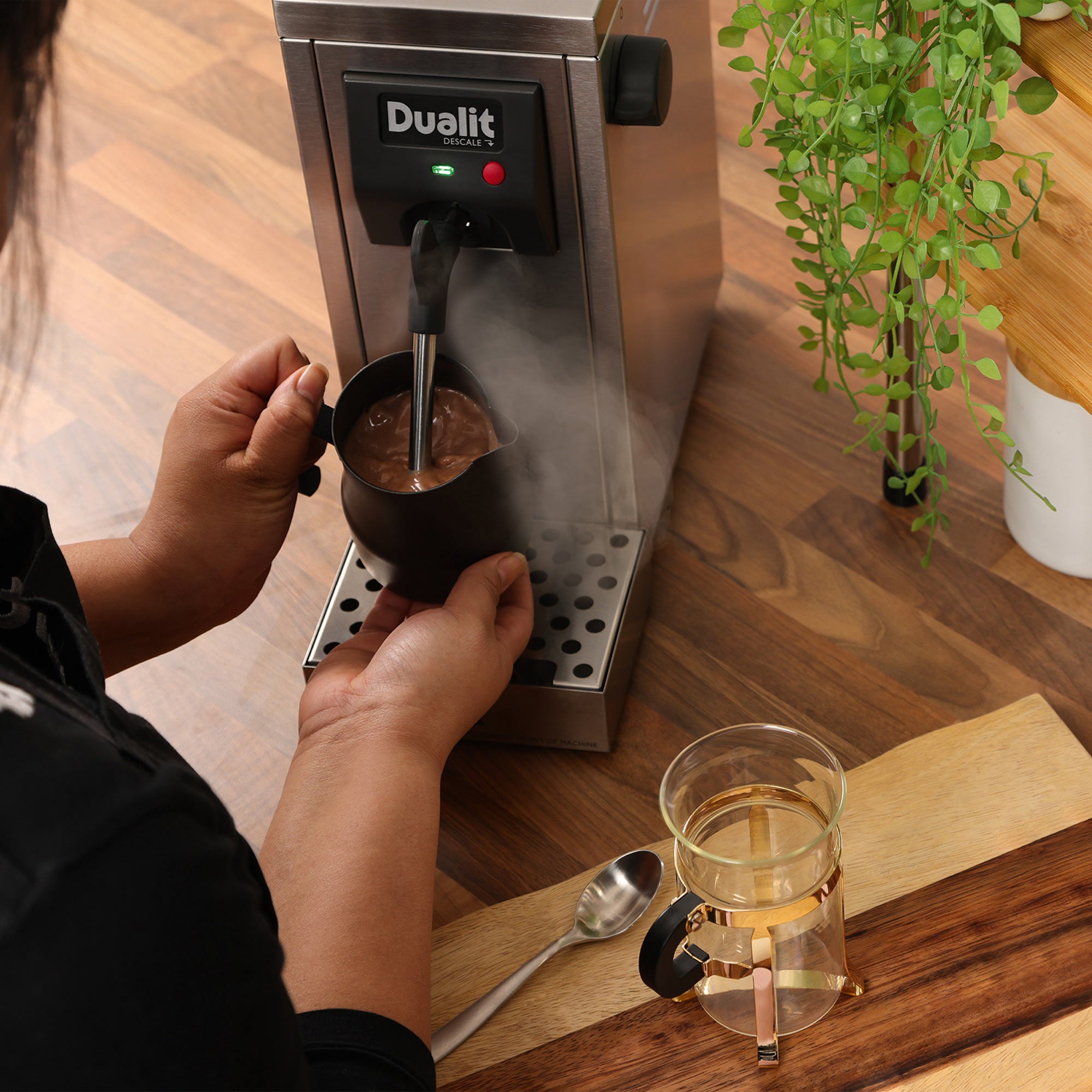 Dualit Cino Milk Steamer For Barista Quality Hot Drinks