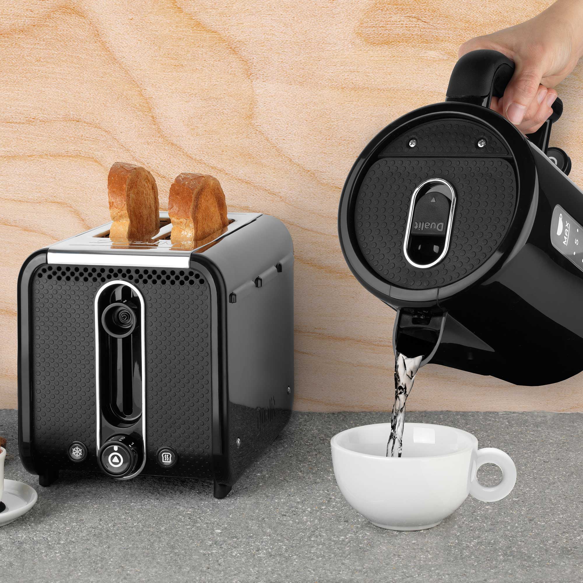 Black kettle and outlet toaster